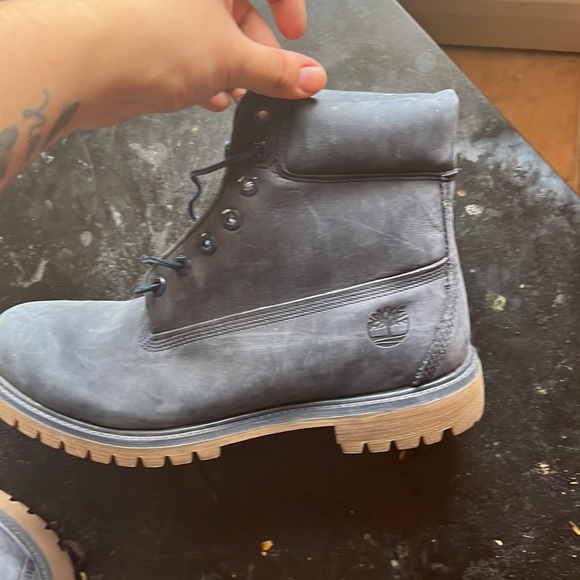 I am selling my size 11 timberlands because they are too big for me - Picture 4 of 7